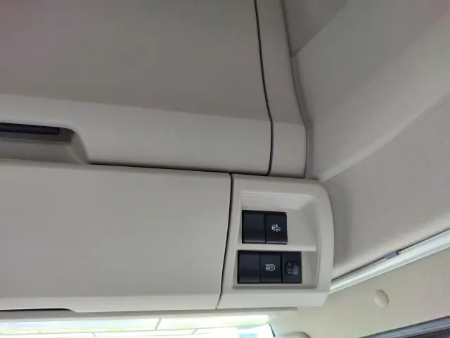 日野 レンジャー 2KG-FE2ACG(2WD)の写真18