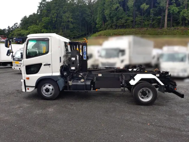 日野 レンジャー 2KG-FC2ABA(2WD)の写真16