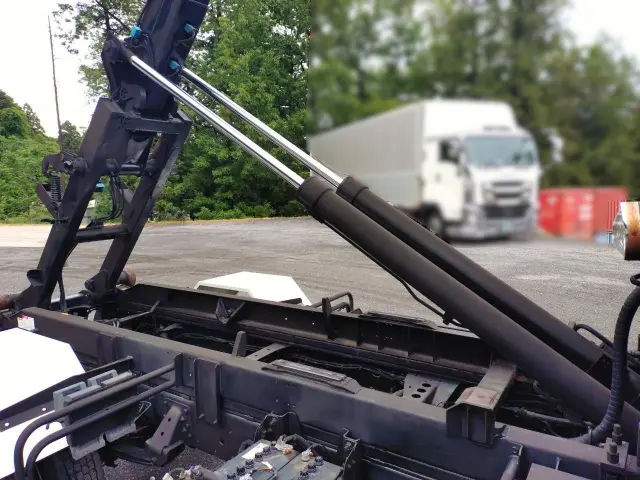 日野 レンジャー 2KG-FC2ABA(2WD)の写真19