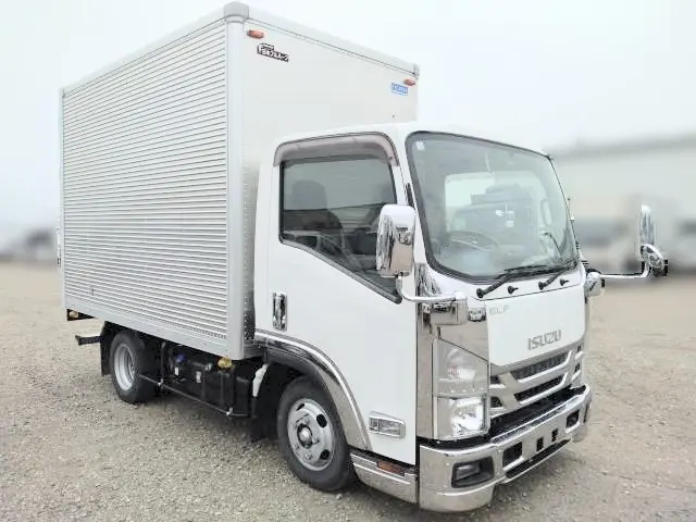 いすゞ エルフ 2RG-NLR88AN(2WD)の写真4