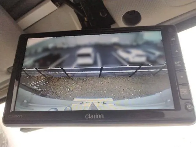 いすゞ エルフ 2RG-NLR88AN(2WD)の写真8
