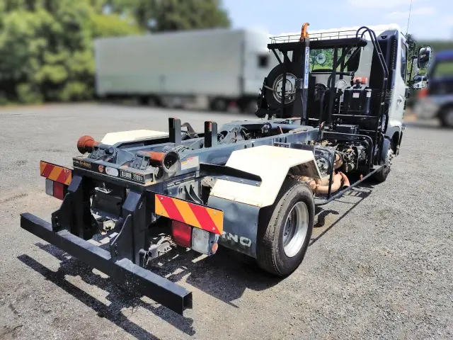 日野 レンジャー 2KG-FC2ABA(2WD)の写真4