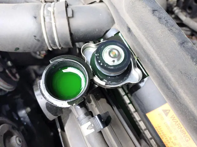 いすゞ エルフ BKG-NKR85A(2WD)の写真46