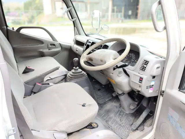 トヨタ ダイナ PB-XZU336(2WD)の写真13
