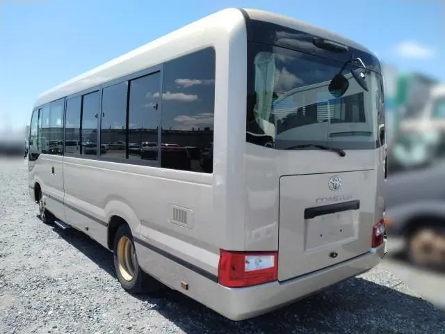 トヨタ コースター SDG-XZB70(2WD)の写真5