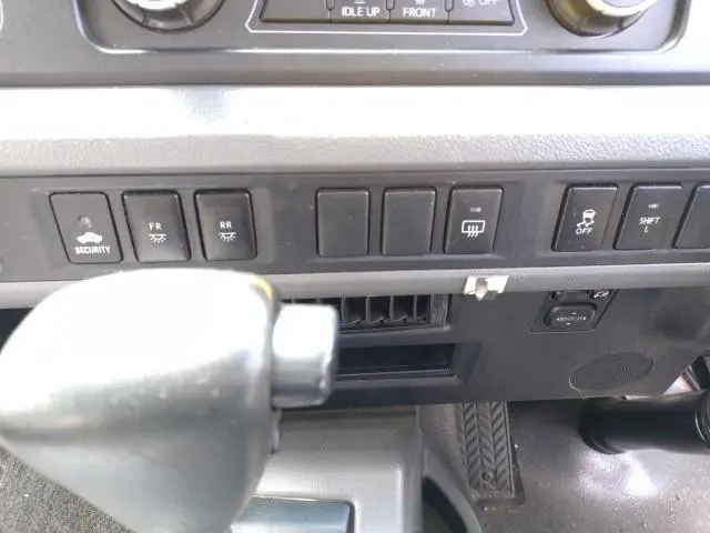 トヨタ コースター SDG-XZB70(2WD)の写真9