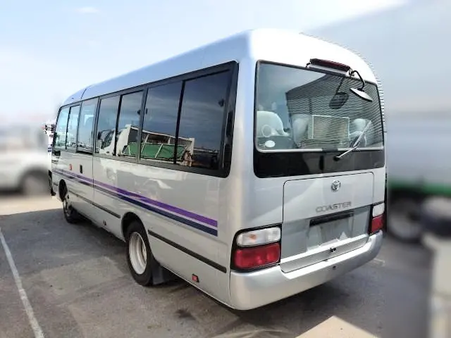 トヨタ コースター SDG-XZB40(2WD)の写真6