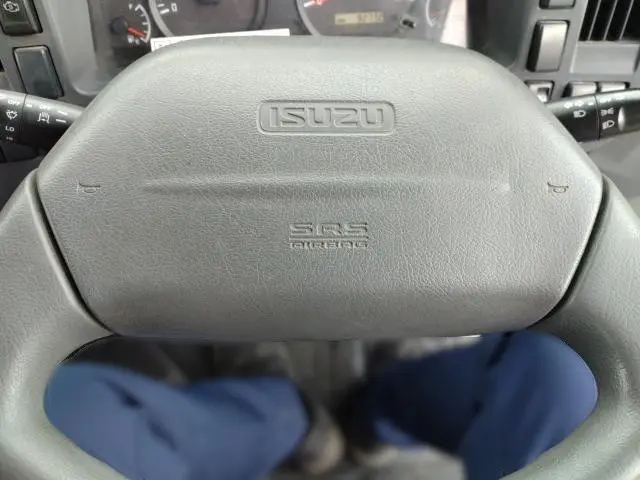 いすゞ エルフ BKG-NLR85AR(2WD)の写真12