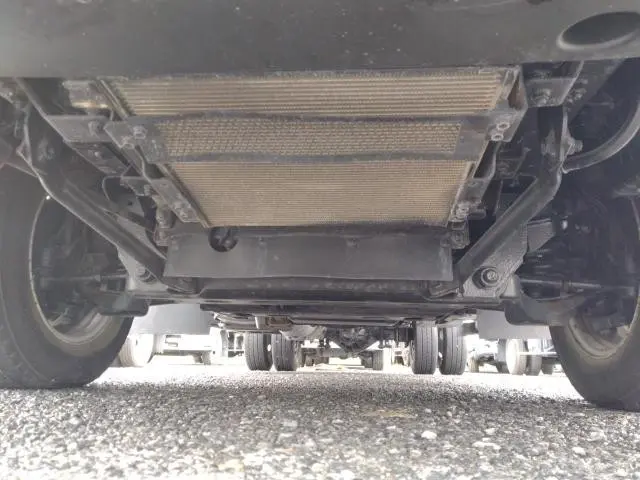 いすゞ エルフ BKG-NLR85AR(2WD)の写真32