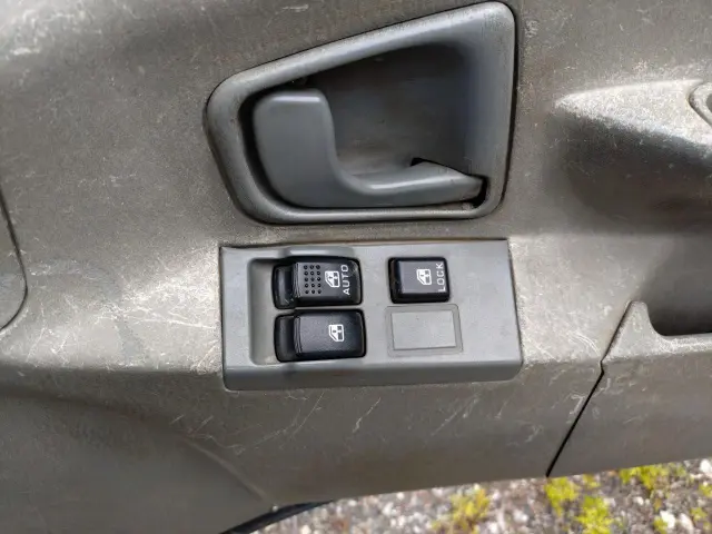 三菱 キャンター KC-FE537B(2WD)の写真11
