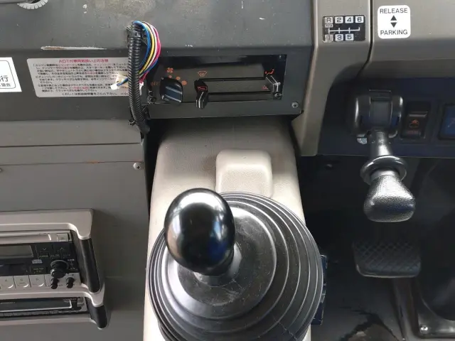 日野 ブルーリボン PKG-KV234N2(2WD)の写真9