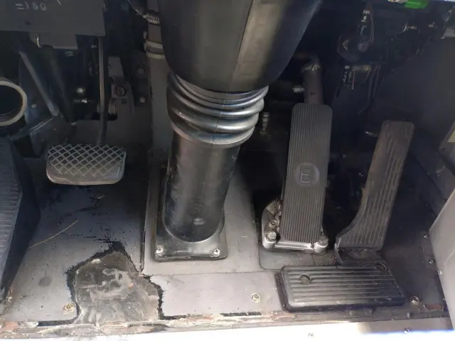 日野 ブルーリボン PKG-KV234N2(2WD)の写真12