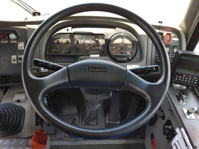 日野 ブルーリボン PKG-KV234N2(2WD)の写真12
