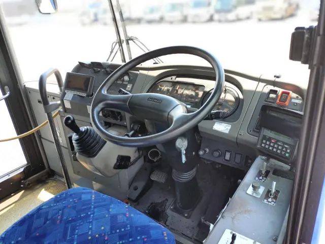 日野 ブルーリボン PKG-KV234N2(2WD)の写真17