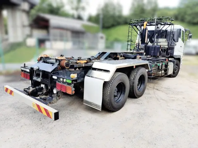 三菱 スーパーグレート 2KG-FV70HY(2WD)の写真4