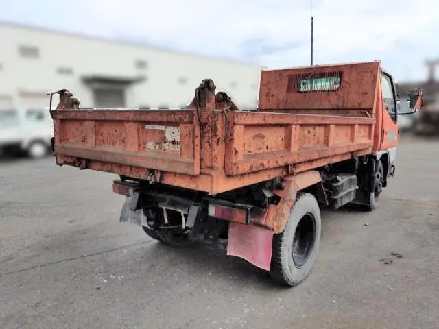 三菱 キャンター KC-FE517BD(2WD)の写真4