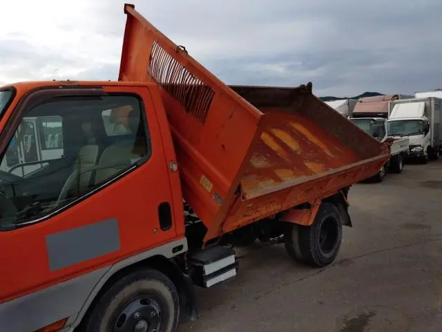 三菱 キャンター KC-FE517BD(2WD)の写真17