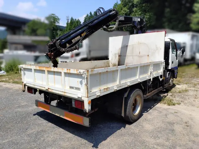 いすゞ エルフ PA-NPR81R(2WD)の写真4
