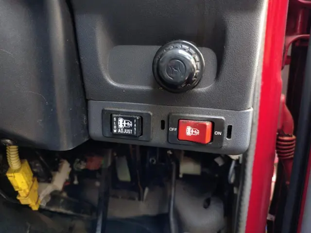 いすゞ エルフ PA-NPR81R(2WD)の写真12