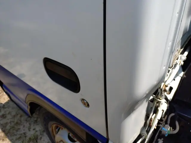 いすゞ エルフ PA-NPR81R(2WD)の写真15