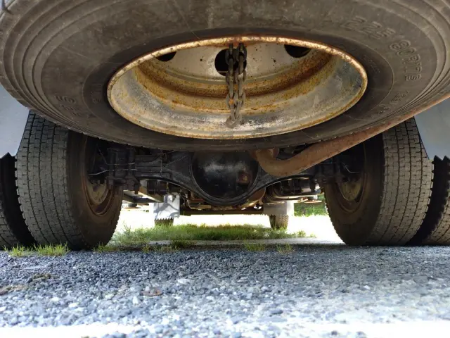 いすゞ エルフ PA-NPR81R(2WD)の写真29