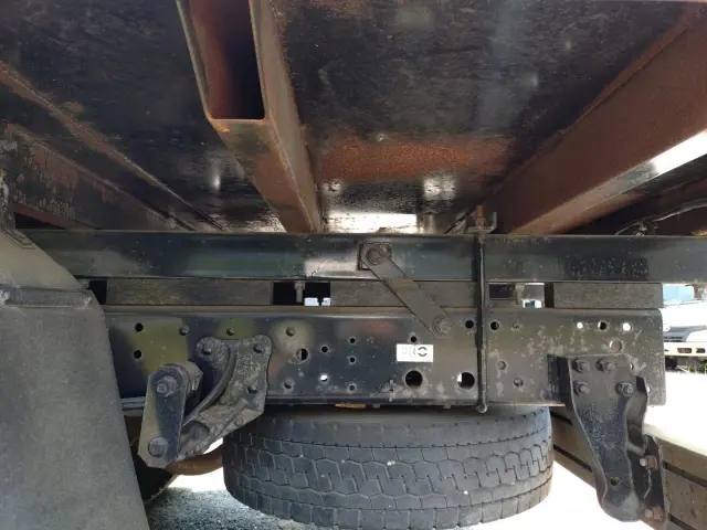 いすゞ エルフ PA-NPR81R(2WD)の写真33