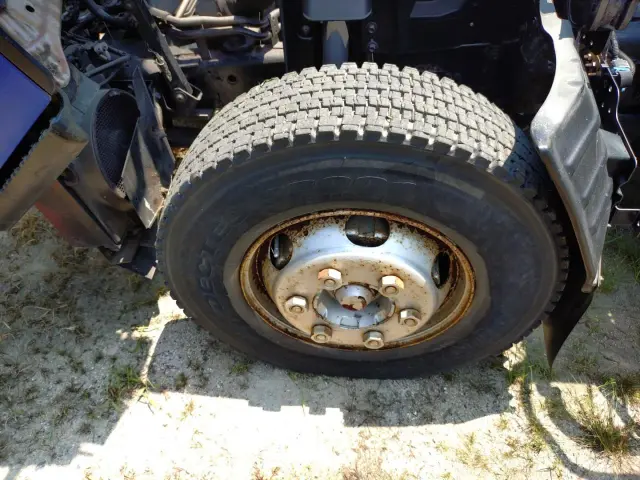 いすゞ エルフ PA-NPR81R(2WD)の写真34