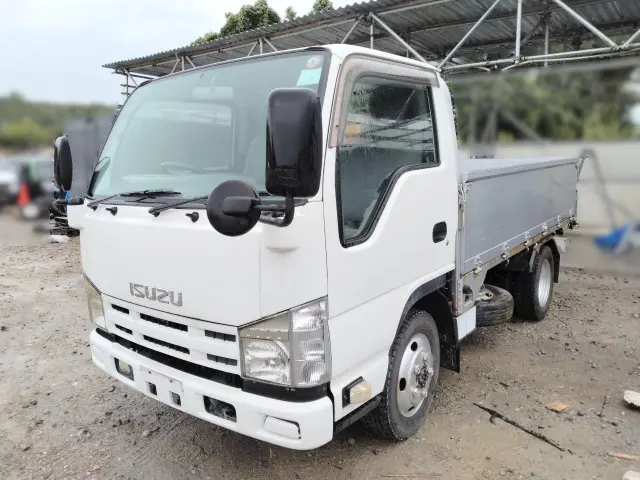 いすゞ エルフ TKG-NHS85AN(4WD)の写真1