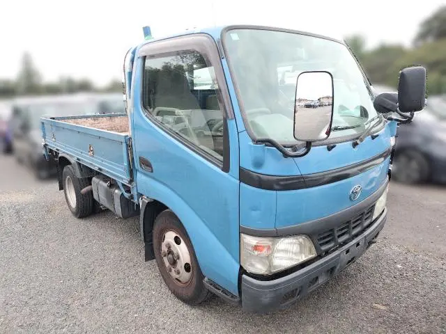 トヨタ ダイナ PB-XZU301(2WD)の写真3