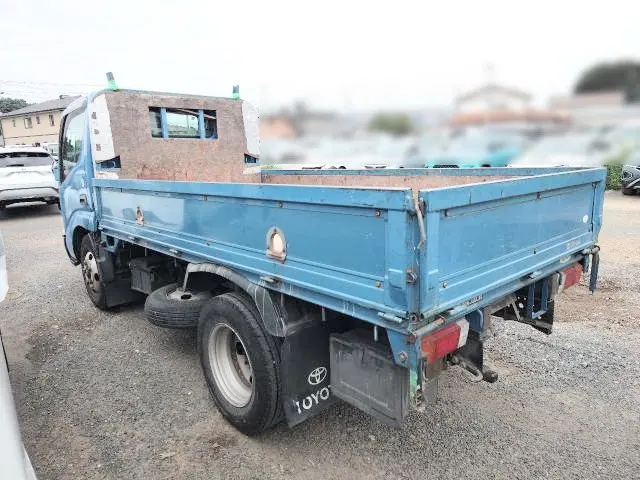 トヨタ ダイナ PB-XZU301(2WD)の写真5