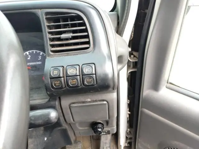 いすゞ エルフ KR-NKR81LAR(2WD)の写真12