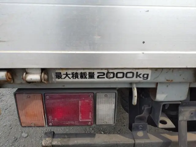 いすゞ エルフ KR-NKR81LAR(2WD)の写真19