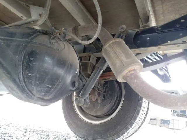いすゞ エルフ KR-NKR81LAR(2WD)の写真32