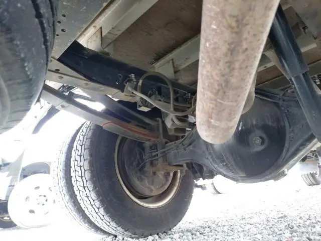 いすゞ エルフ KR-NKR81LAR(2WD)の写真34