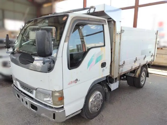 いすゞ エルフ KR-NKR81ED(2WD)の写真1