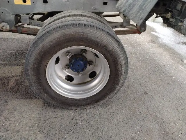日野 デュトロ KK-XZU322T(2WD)の写真31