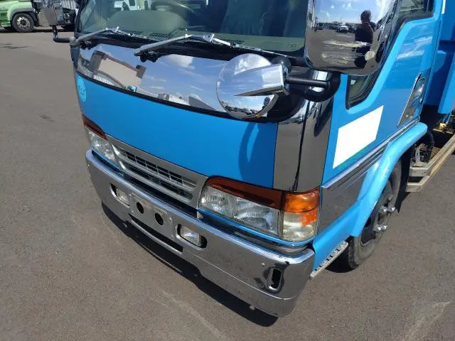 いすゞ エルフ KC-NKR71GN(2WD)の写真18