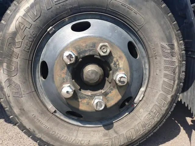 いすゞ エルフ KC-NKR71GN(2WD)の写真44