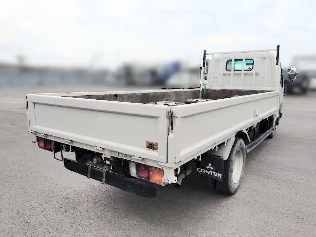 三菱 キャンター KC-FE528E(2WD)の写真3