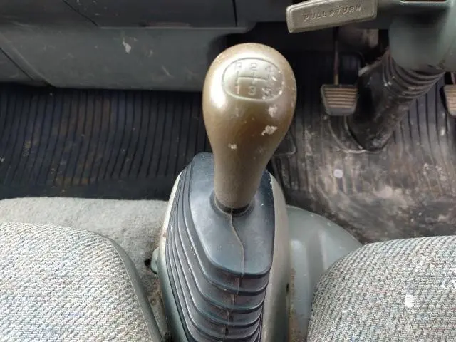 三菱 キャンター KC-FE528E(2WD)の写真8