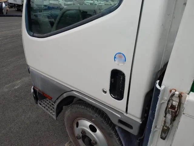 三菱 キャンター KC-FE528E(2WD)の写真20