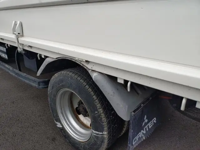 三菱 キャンター KC-FE528E(2WD)の写真22