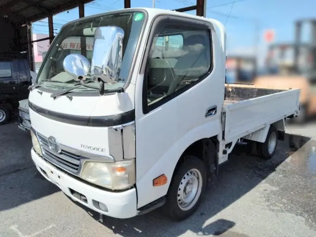 トヨタ トヨエース QDF-KDY221(2WD)の写真1