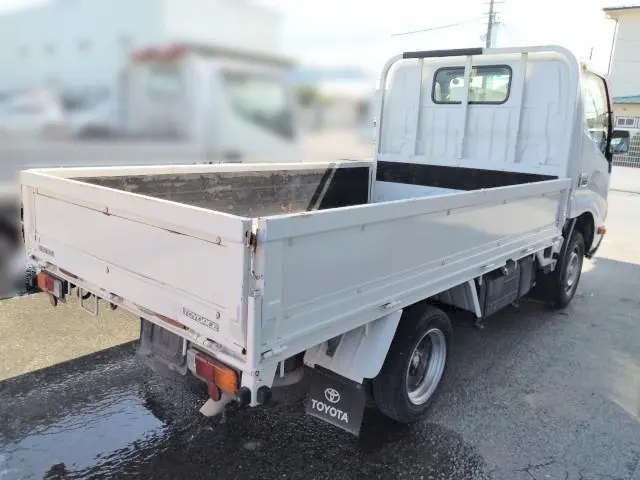 トヨタ トヨエース QDF-KDY221(2WD)の写真4