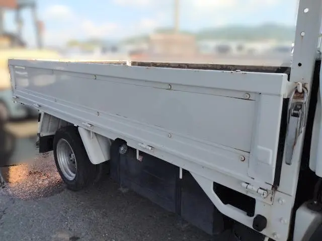 トヨタ トヨエース QDF-KDY221(2WD)の写真21