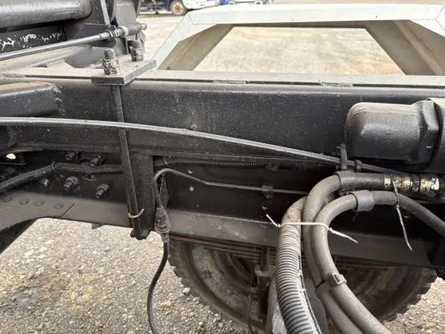 いすゞ フォワードジャストン KC-NRR33C2GD(2WD)の写真20