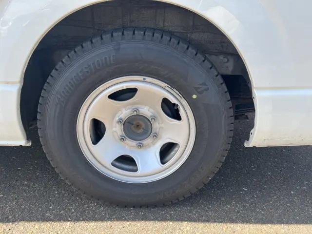 トヨタ ハイエースバン QDF-GDH206(4WD)の写真21