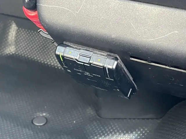 トヨタ ハイエースバン QDF-GDH206(4WD)の写真28