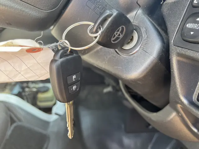 トヨタ ハイエースバン QDF-GDH206(4WD)の写真29