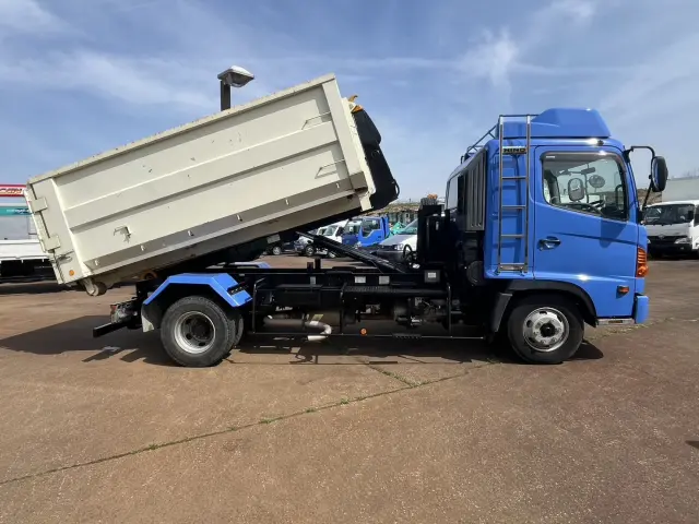 日野 レンジャー BDG-FD7JGWA(2WD)の写真18